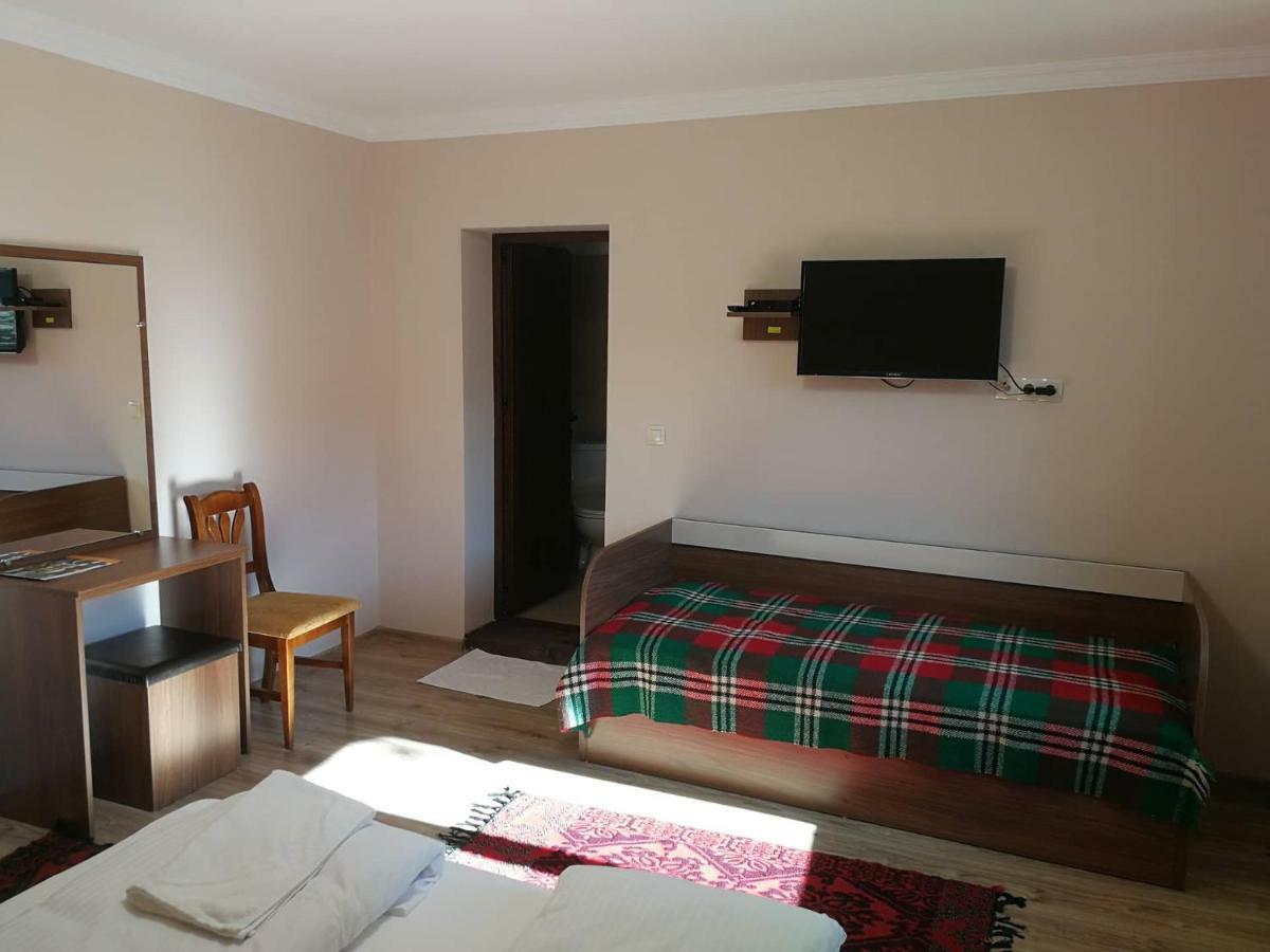 Слънчевата Къща Hotel Kovachevitsa Bagian luar foto